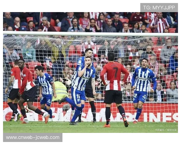 球迷社群热议“英超观赏性”，防守复兴引发平衡争议