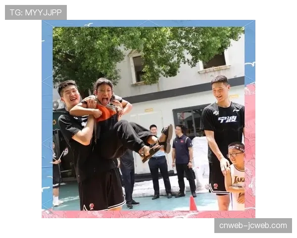 中国篮协与教育部联合推进“篮球进校园”二期项目